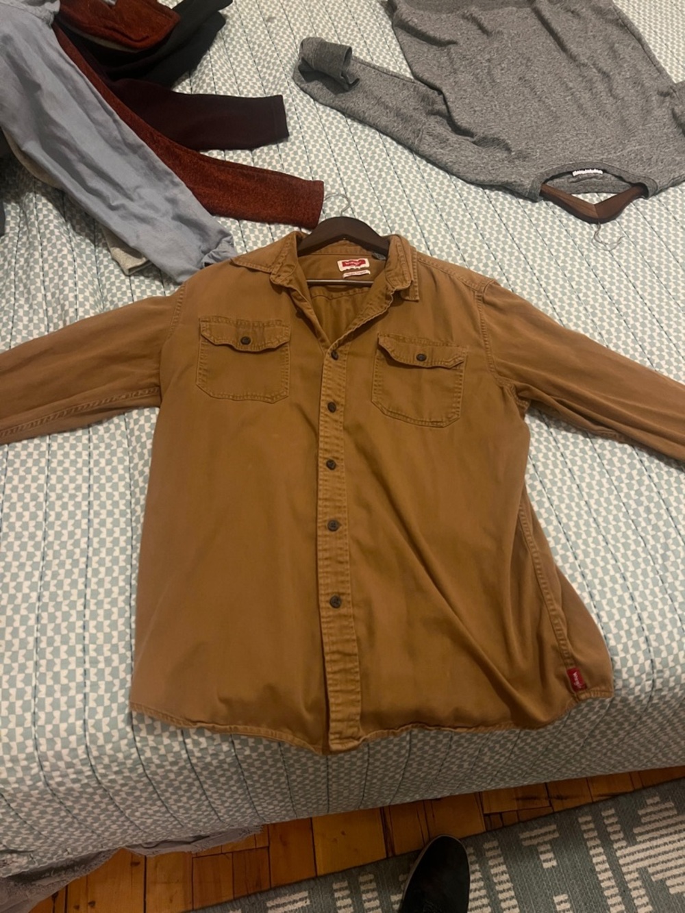 Wrangler Men's Casual Button-Down Shirt - Brown